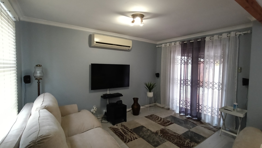 3 Bedroom Property for Sale in Highbury Western Cape